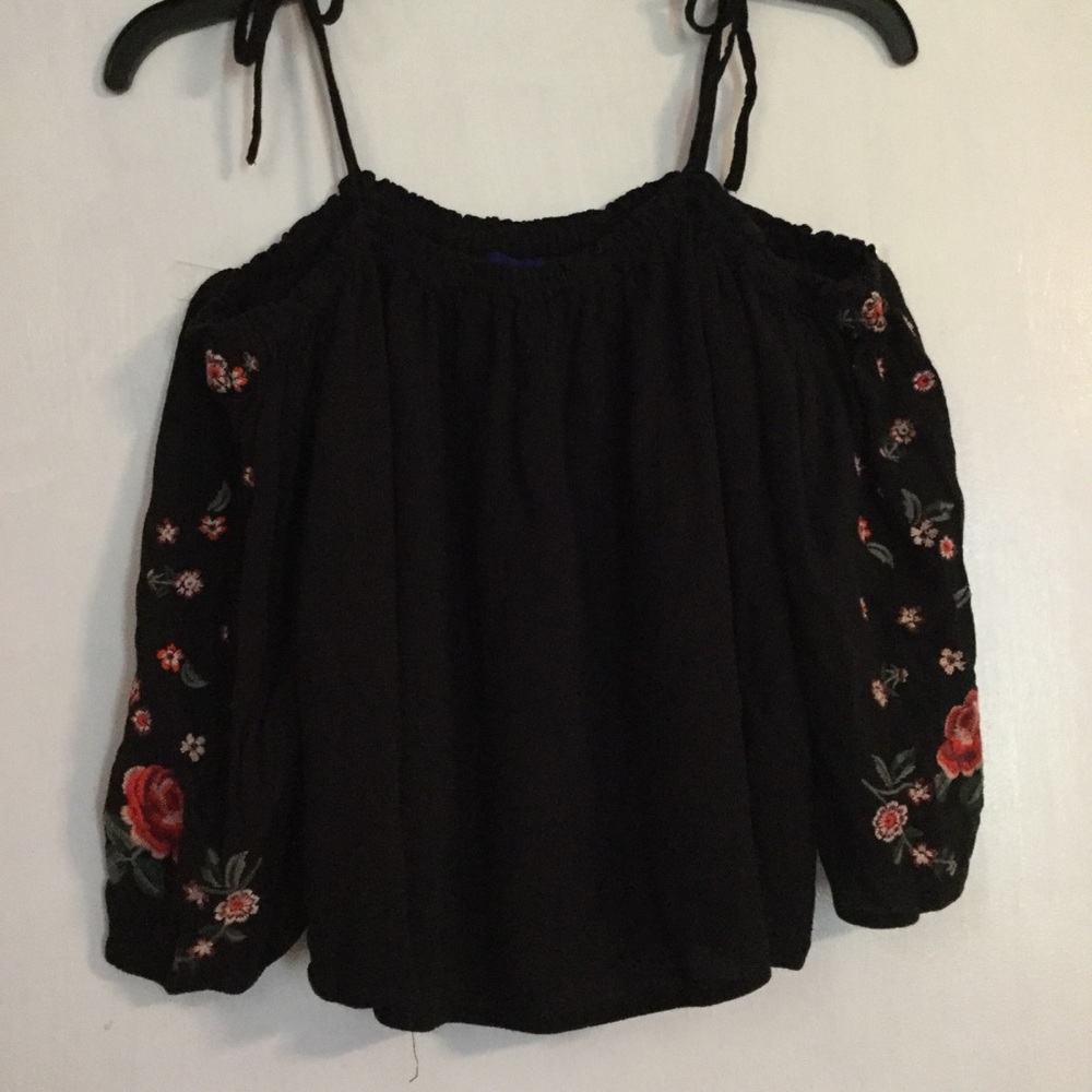 Floral sleeved blouse